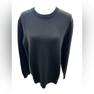Uniqlo Women's Black Crew Neck Sweater